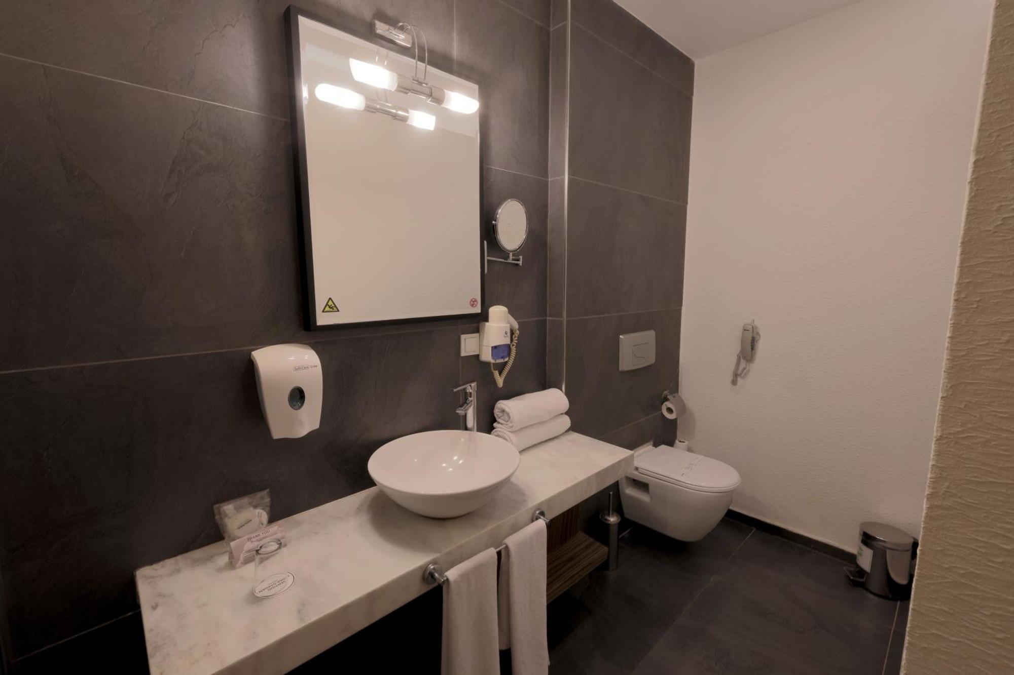 Flora Garden Beach Hotel - Adults Only 16 Plus - Couples Concept Kızılot Eksteriør billede